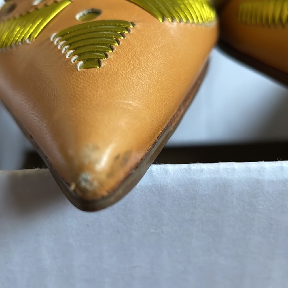 Sergio Rossi Tan Kitten Heel Slingbacks with Metallic features Size 38 or 7-1/2 - Picture 8 of 9